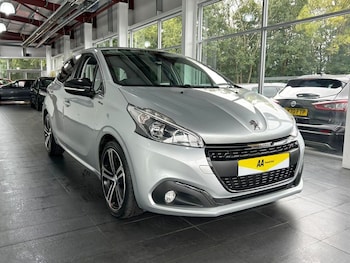 Used Peugeot 208 2018 for sale - 75548209: Photo