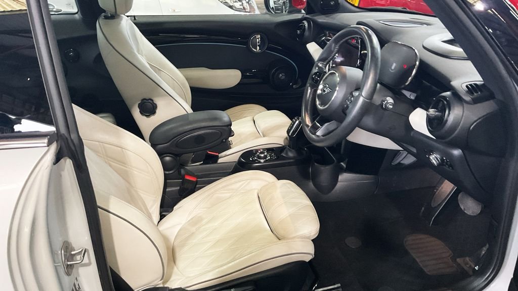 Used MINI Hatch 2022 for sale - 76655140: Photo 11