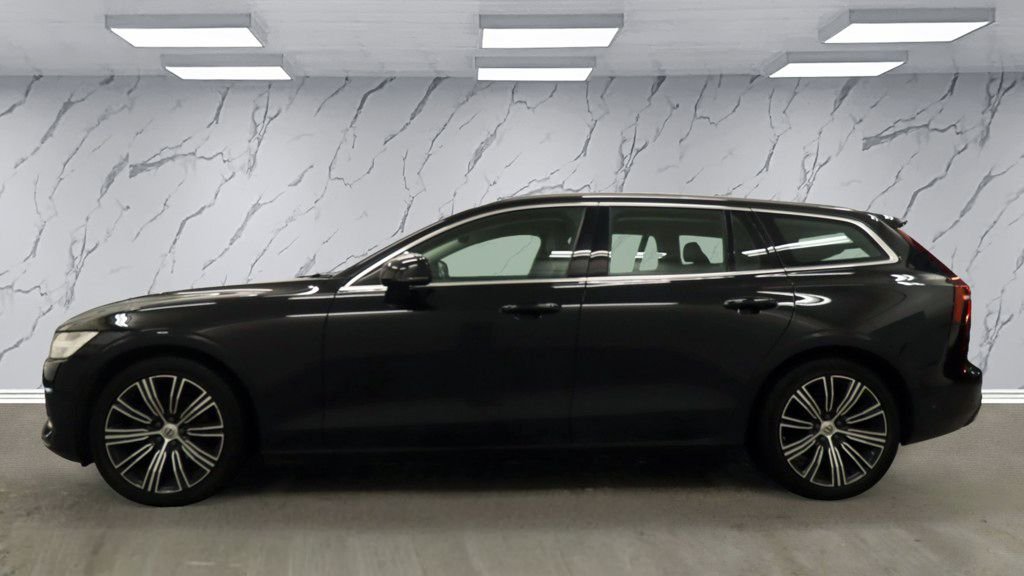 Used Volvo V60 2018 for sale - 76883724: Photo 6