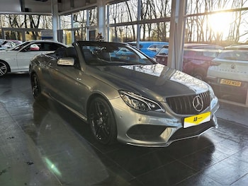 Used Mercedes-Benz E Class 2015 for sale - 76900503: Photo