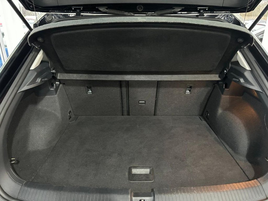Used Volkswagen T-Roc 2019 for sale - 77981515: Photo 23