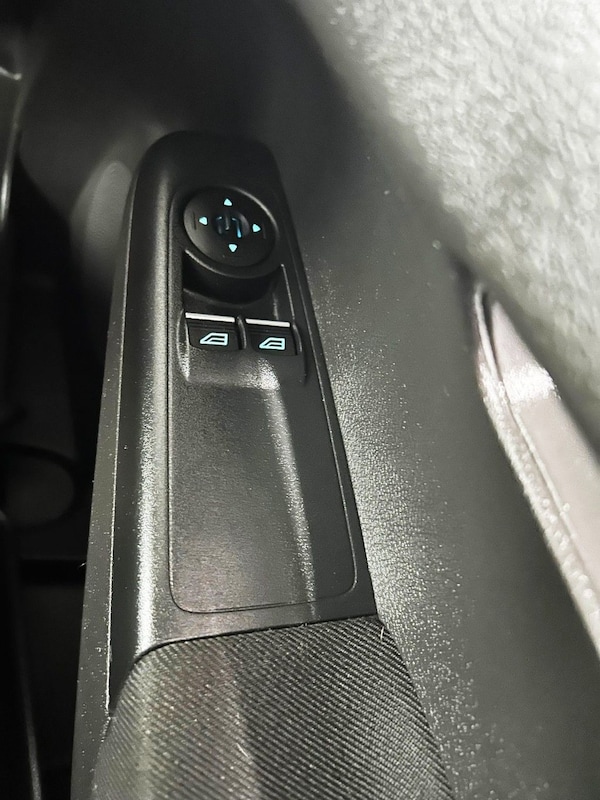 Used Ford Transit Courier 2019 for sale - 76132733: Photo 22