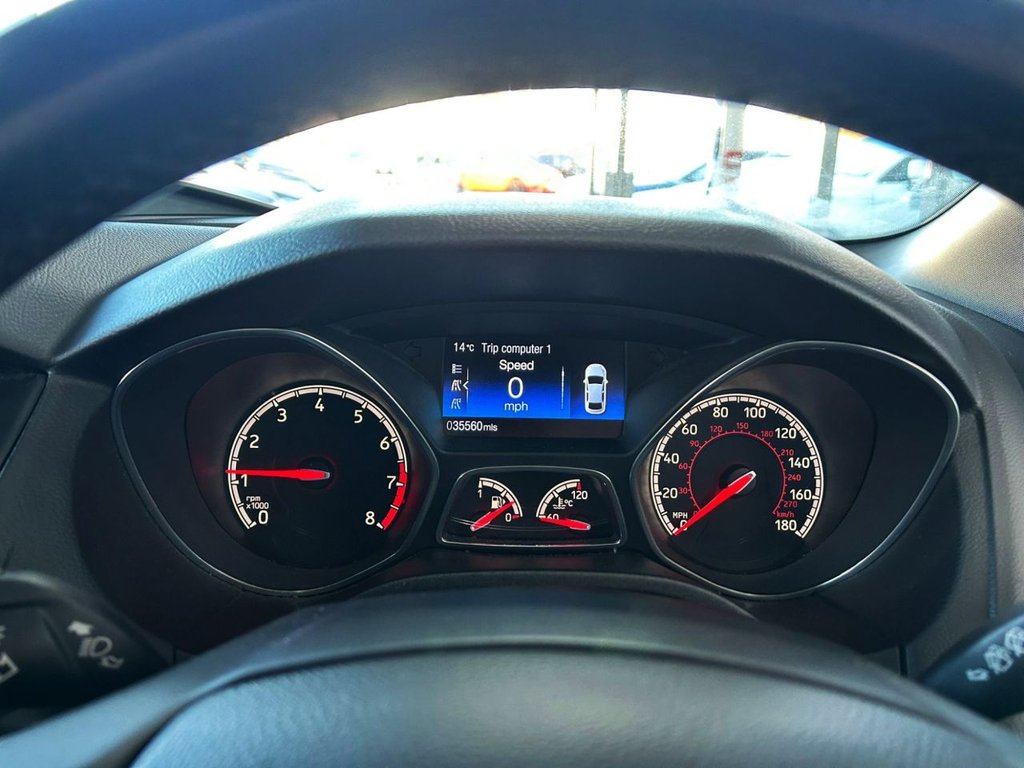 Used Ford Focus 2015 for sale - 76686678: Photo 19