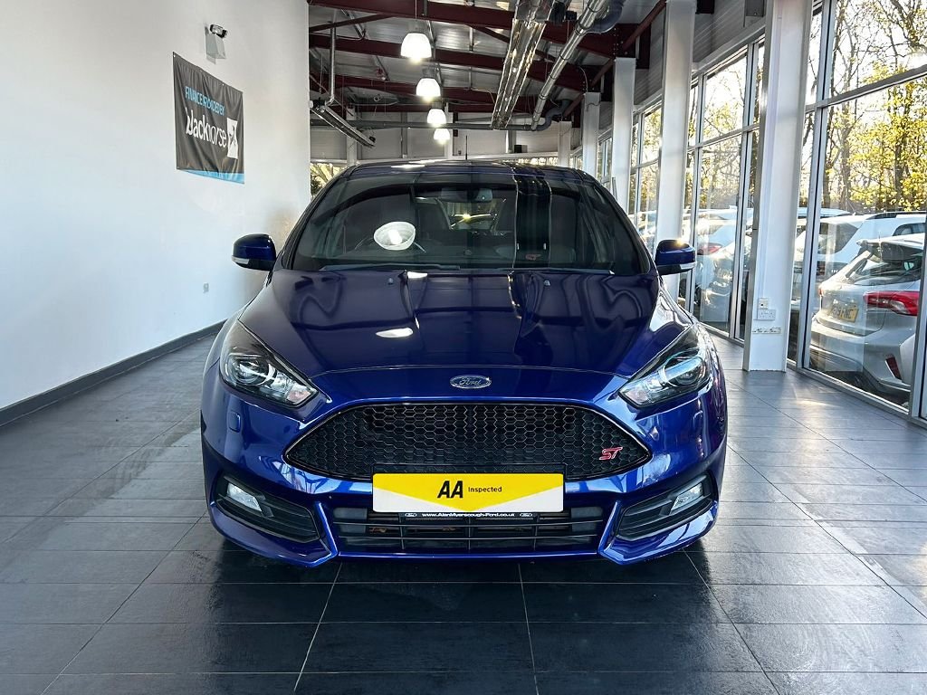 Used Ford Focus 2015 for sale - 76686678: Photo 5
