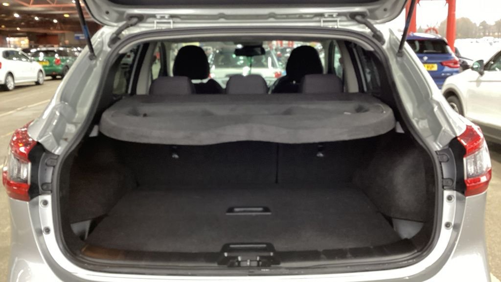 Used Nissan Qashqai 2019 for sale - 76910213: Photo 13