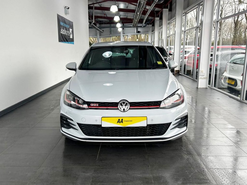 Used Volkswagen Golf 2019 for sale - 77904746: Photo 5