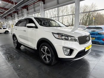 Used Kia Sorento 2017 for sale - 77212121: Photo