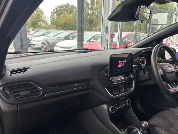 Used Ford Fiesta 2019 for sale - 76105674: Photo 15