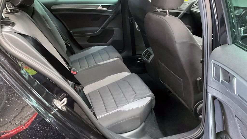 Used Volkswagen Golf 2020 for sale - 76386476: Photo 12