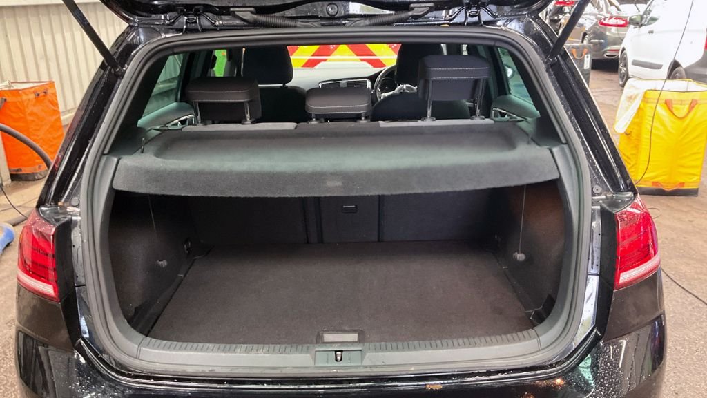 Used Volkswagen Golf 2020 for sale - 76386476: Photo 13