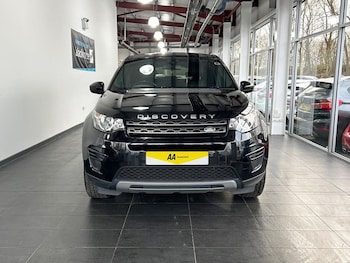 Used Land Rover Discovery Sport 2017 for sale - 76950201: Photo