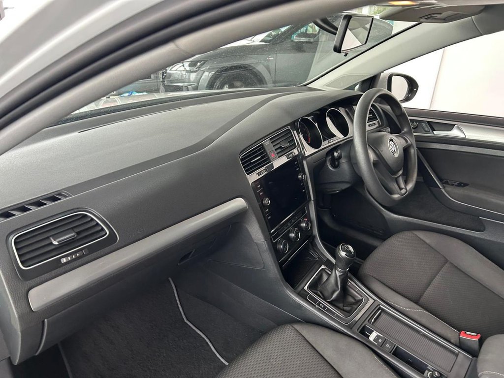 Used Volkswagen Golf 2019 for sale - 77571412: Photo 15