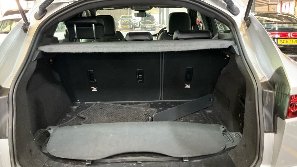 Used Jaguar E-Pace 2018 for sale - 76883714: Photo 12