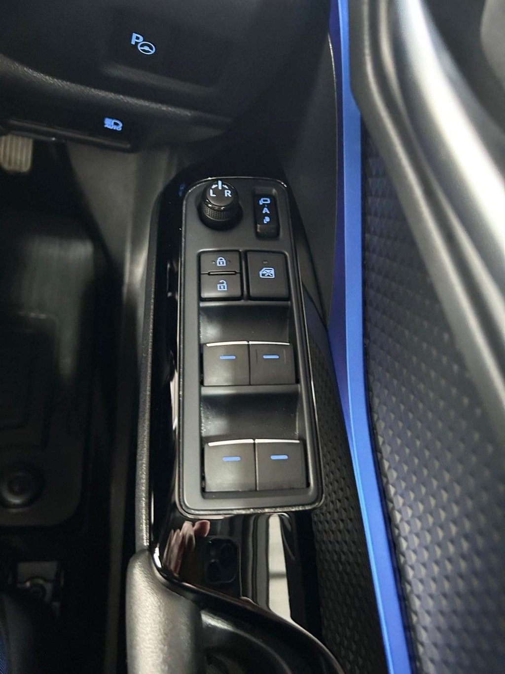 Used Toyota C-HR 2020 for sale - 76698263: Photo 20