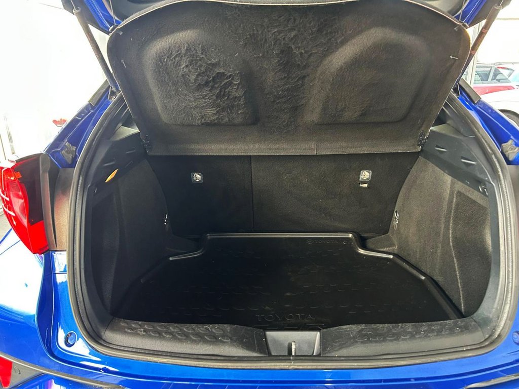 Used Toyota C-HR 2020 for sale - 76698263: Photo 23
