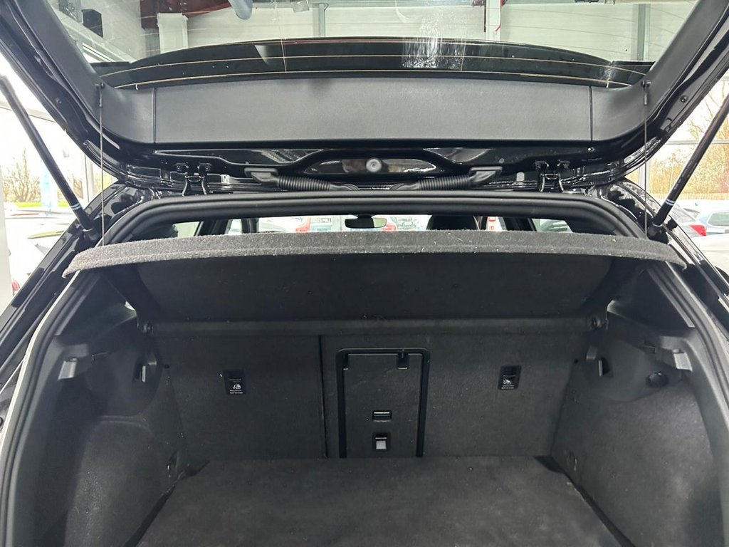 Used Volkswagen Golf 2024 for sale - 76973602: Photo 23