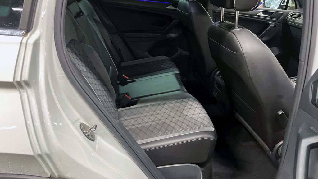 Used Volkswagen Tiguan 2021 for sale - 76368048: Photo 11