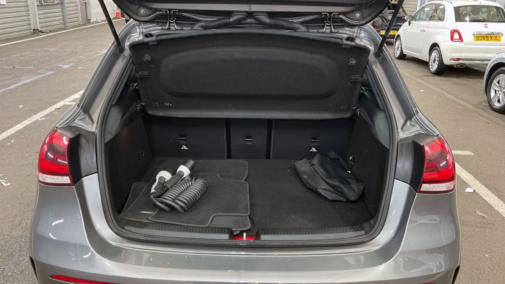 Used Mercedes-Benz A-Class 2020 for sale - 76386461: Photo 13