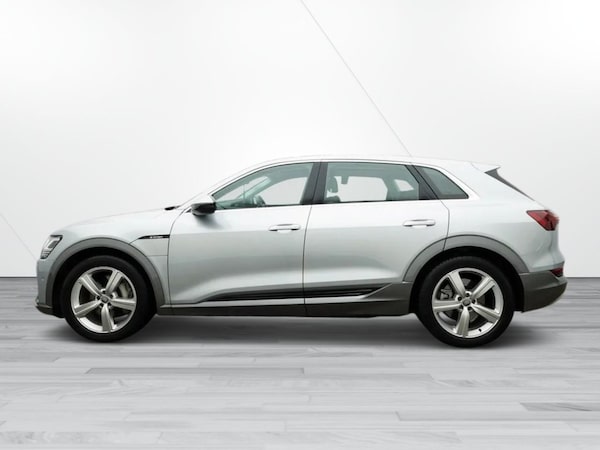 Used Audi e-tron 2020 for sale - 76173037: Photo 6