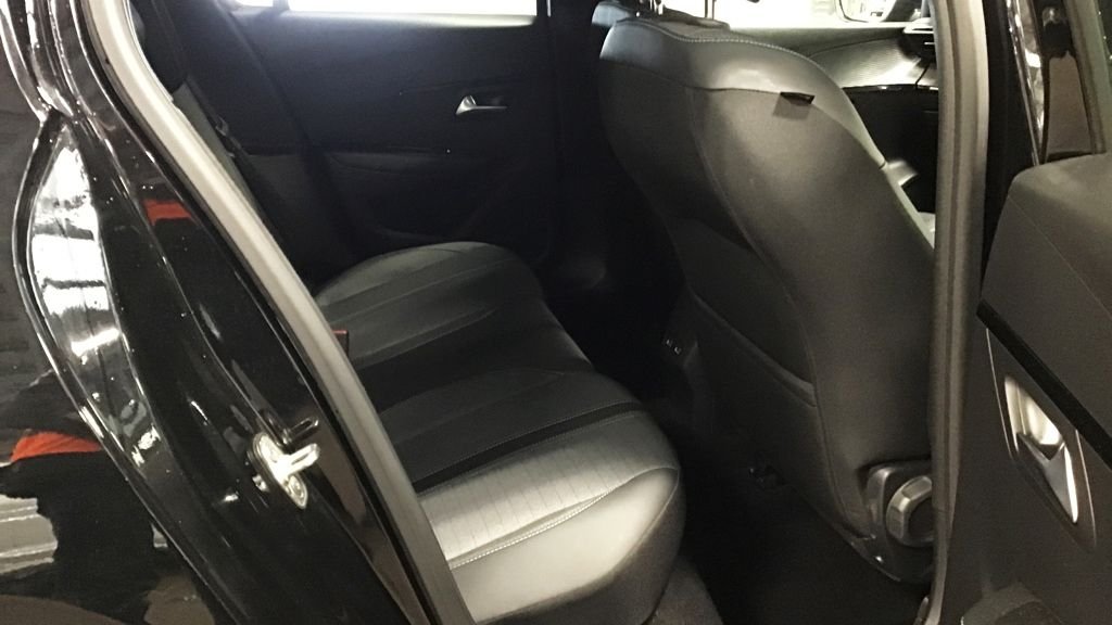 Used Peugeot 208 2023 for sale - 77212991: Photo 12
