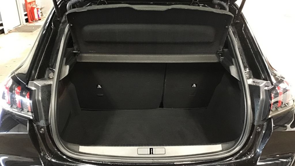 Used Peugeot 208 2023 for sale - 77212991: Photo 13