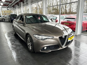 Used Alfa Romeo Giulia 2018 for sale - 78671940: Photo