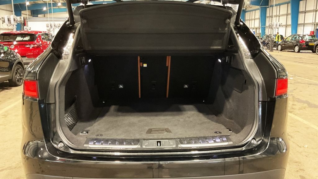 Used Jaguar F-Pace 2019 for sale - 78017924: Photo 15