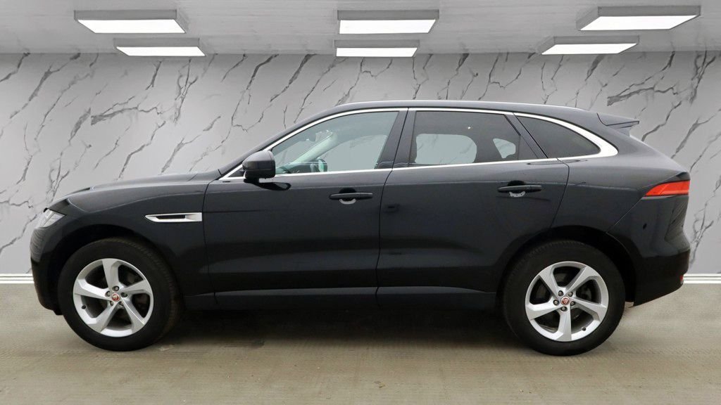 Used Jaguar F-Pace 2019 for sale - 78017924: Photo 9