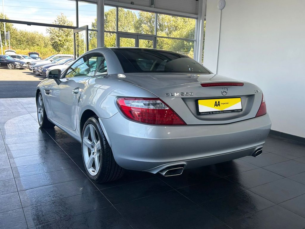 Used Mercedes-Benz SLK 2014 for sale - 75875926: Photo 12