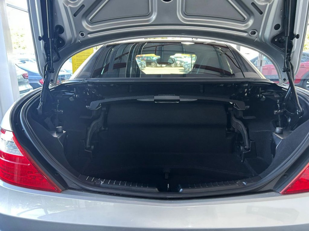 Used Mercedes-Benz SLK 2014 for sale - 75875926: Photo 26