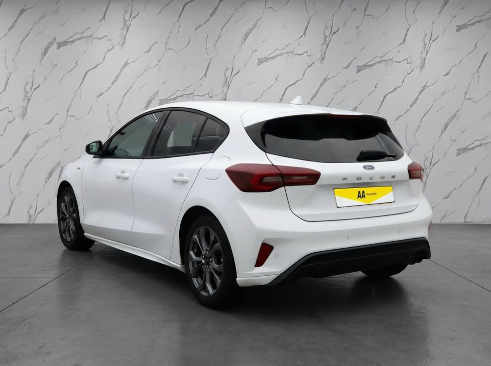 Used Ford Focus 2023 for sale - 77342012: Photo 5