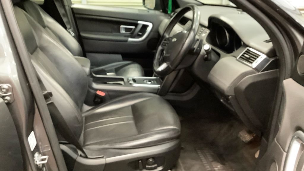 Used Land Rover Discovery Sport 2019 for sale - 77263713: Photo 11