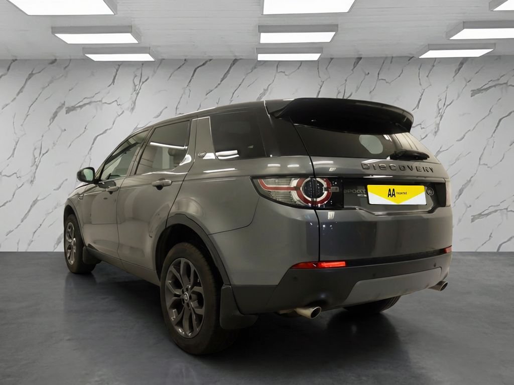 Used Land Rover Discovery Sport 2019 for sale - 77263713: Photo 4