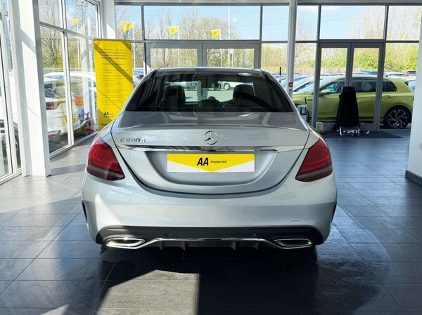 Used Mercedes-Benz C Class 2019 for sale - 74065336: Photo 8