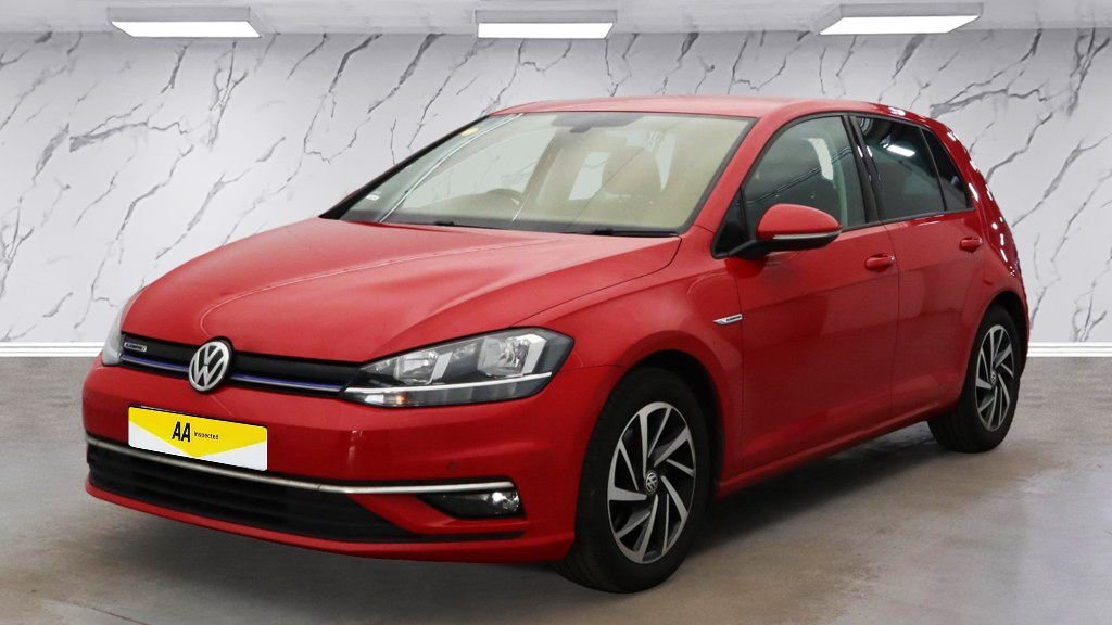 Used Volkswagen Golf 2019 for sale - 76841529: Photo 3
