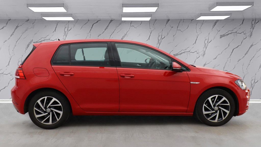 Used Volkswagen Golf 2019 for sale - 76841529: Photo 6