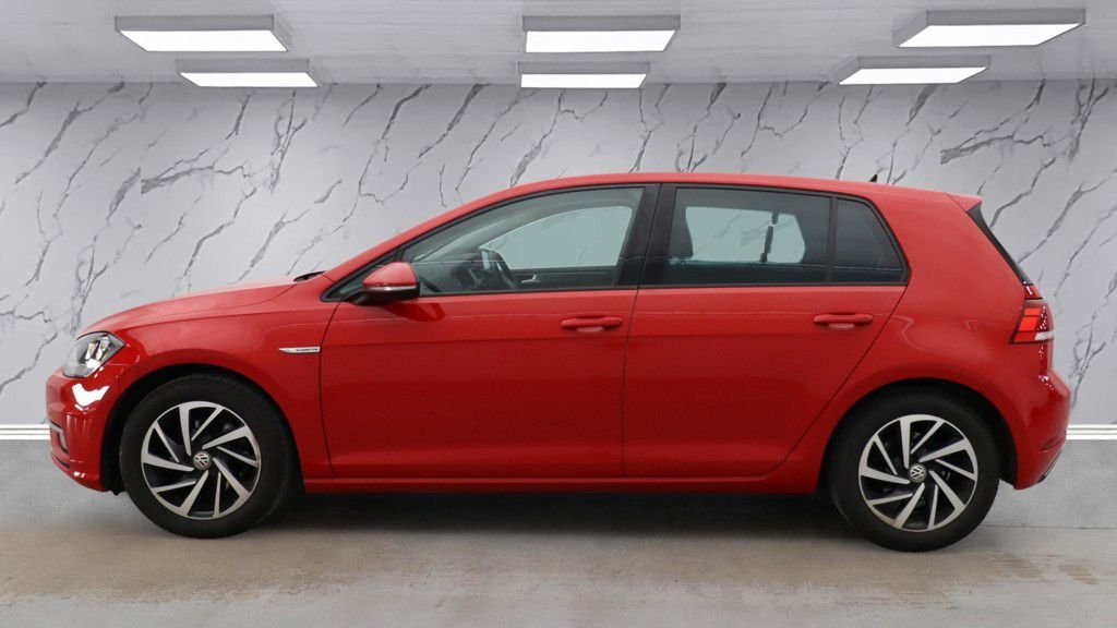 Used Volkswagen Golf 2019 for sale - 76841529: Photo 7