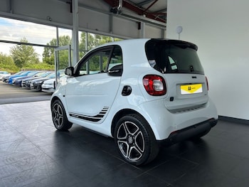 Used smart fortwo 2020 for sale - 75630755: Photo