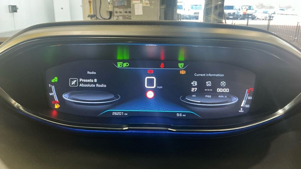 Used Peugeot 3008 2019 for sale - 77384409: Photo 12