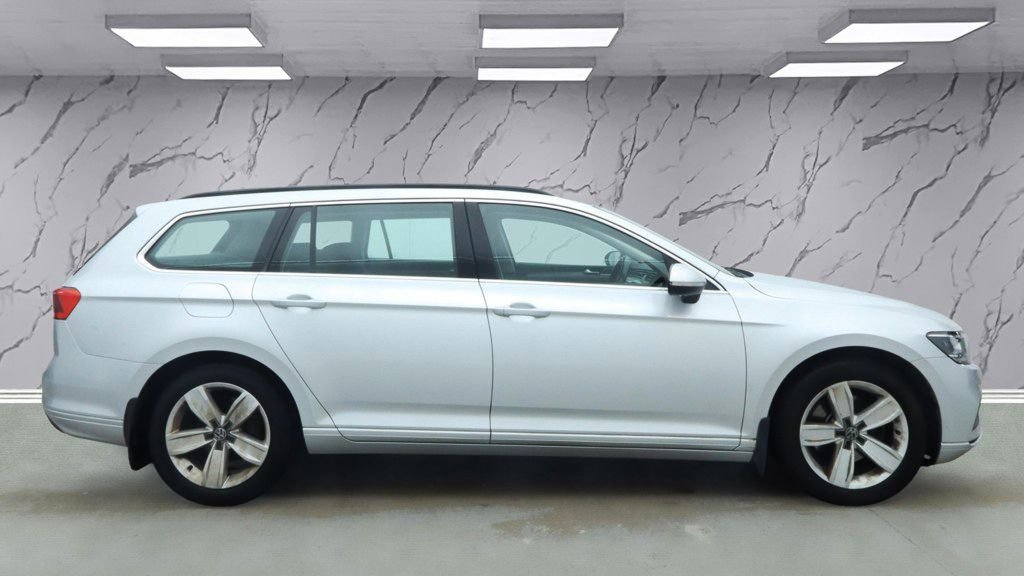 Used Volkswagen Passat 2020 for sale - 76883749: Photo 5