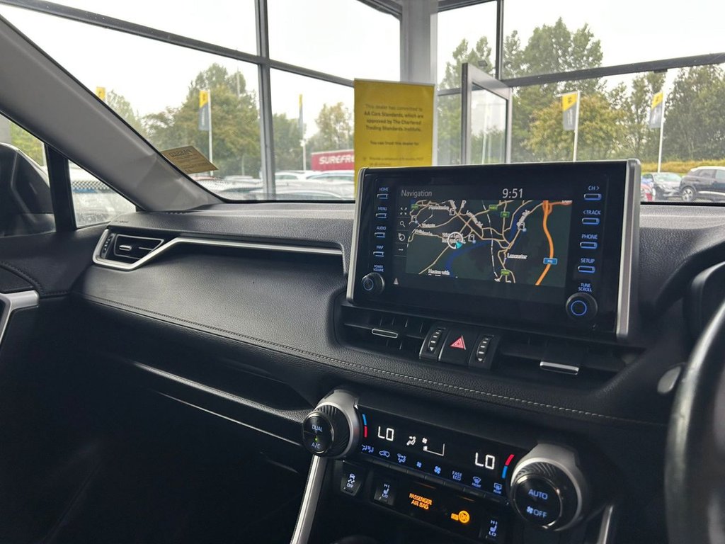 Used Toyota RAV4 2019 for sale - 75537953: Photo 16