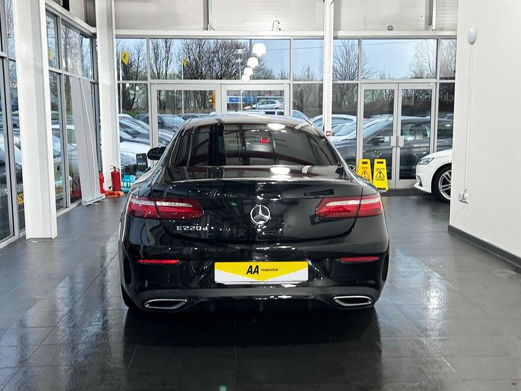 Used Mercedes-Benz E Class 2020 for sale - 76973606: Photo 10