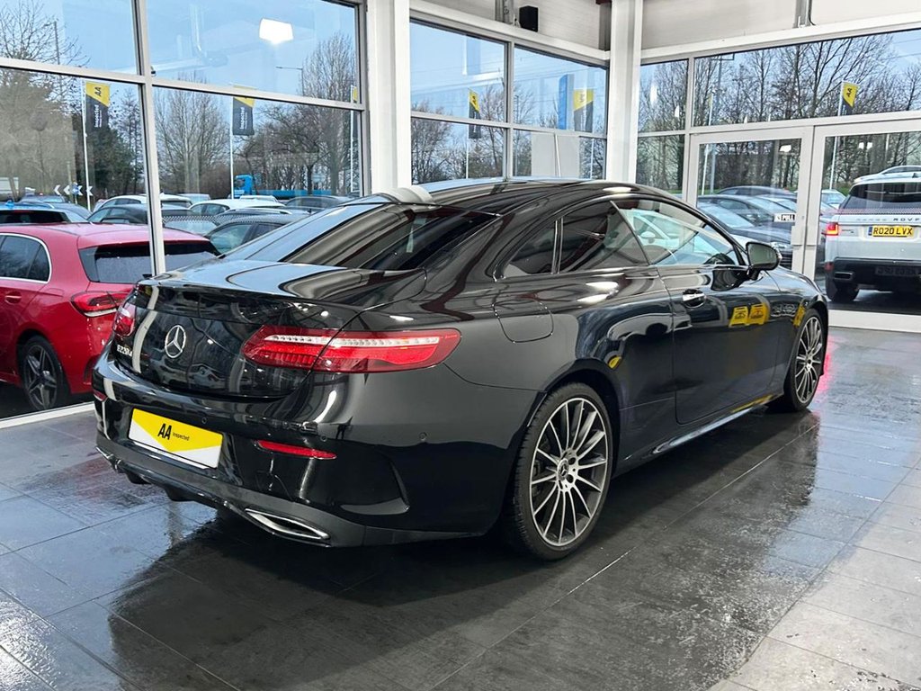 Used Mercedes-Benz E Class 2020 for sale - 76973606: Photo 12