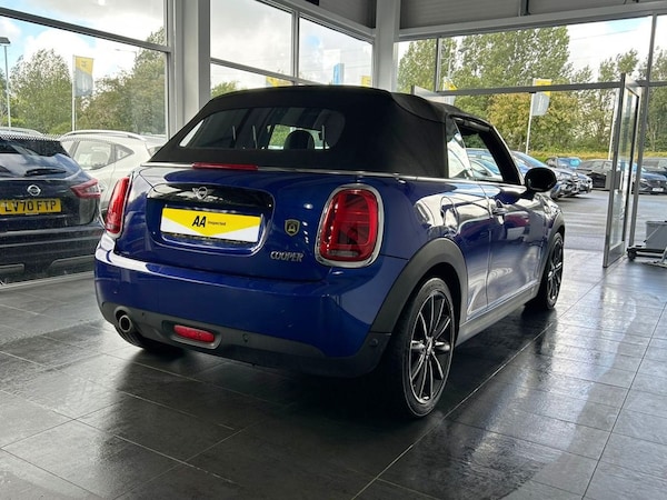 Used MINI Convertible 2018 for sale - 75777526: Photo 15