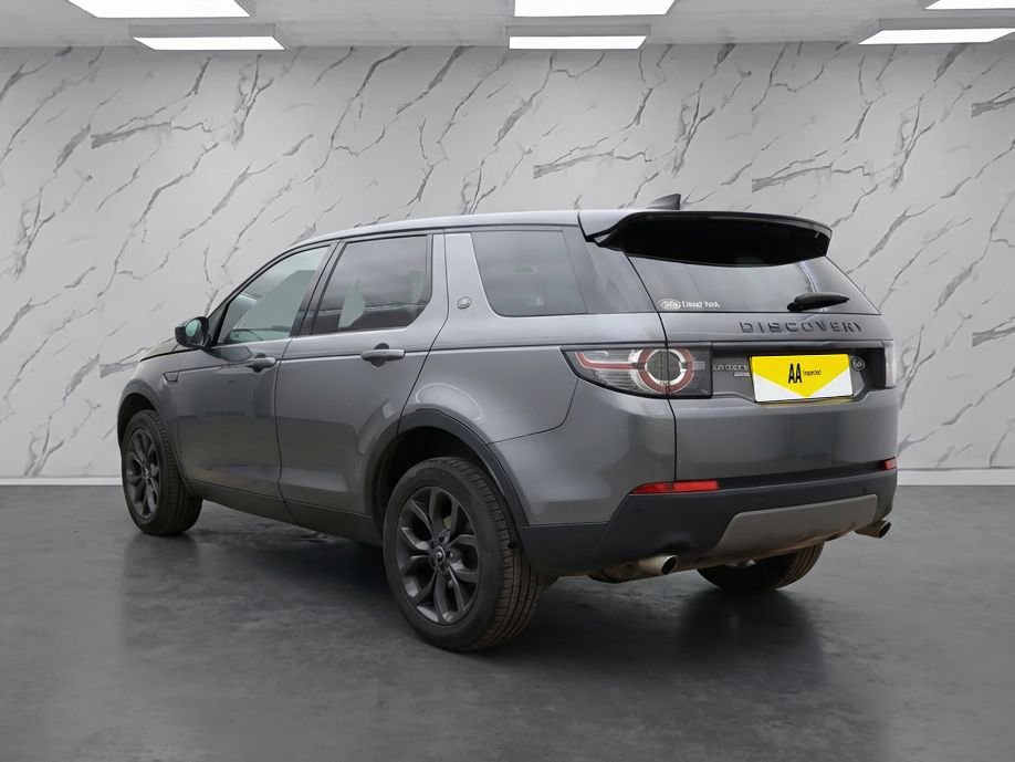 Used Land Rover Discovery Sport 2019 for sale - 77507018: Photo 3