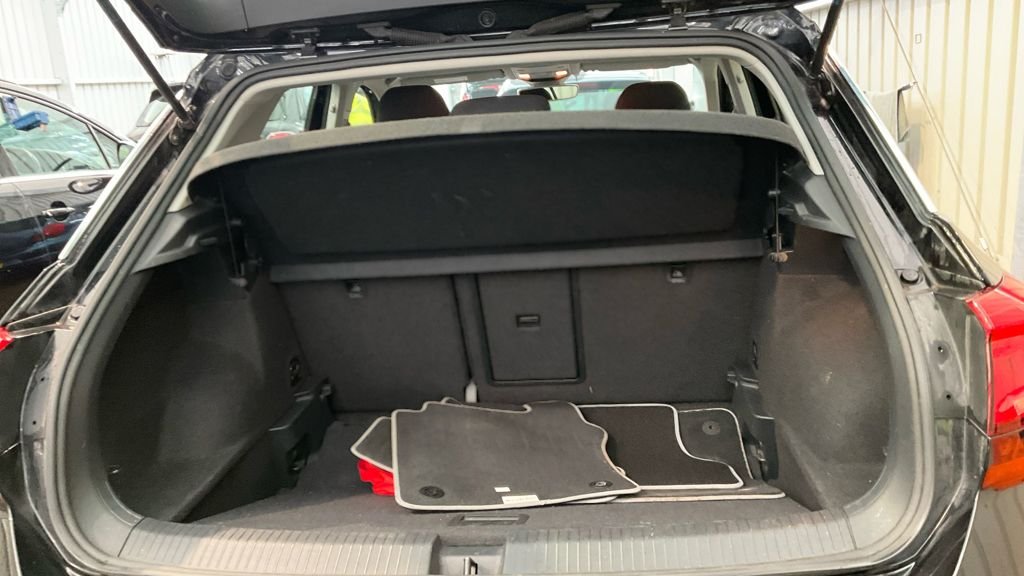 Used Volkswagen T-Roc 2019 for sale - 77835703: Photo 15