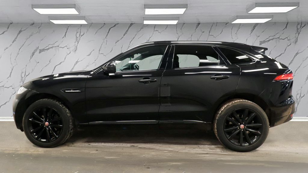 Used Jaguar F-Pace 2019 for sale - 77835466: Photo 9
