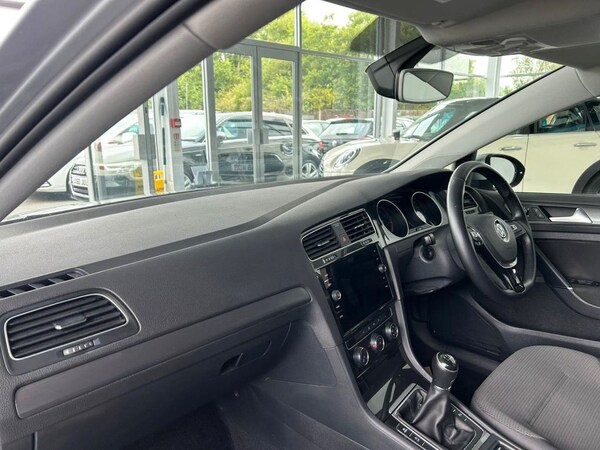 Used Volkswagen Golf 2019 for sale - 74806642: Photo 14