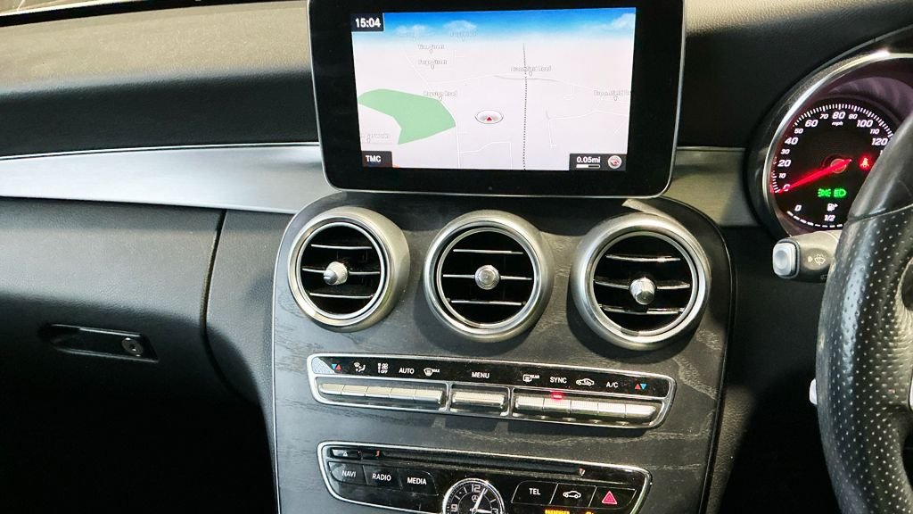 Used Mercedes-Benz C Class 2018 for sale - 77521567: Photo 11