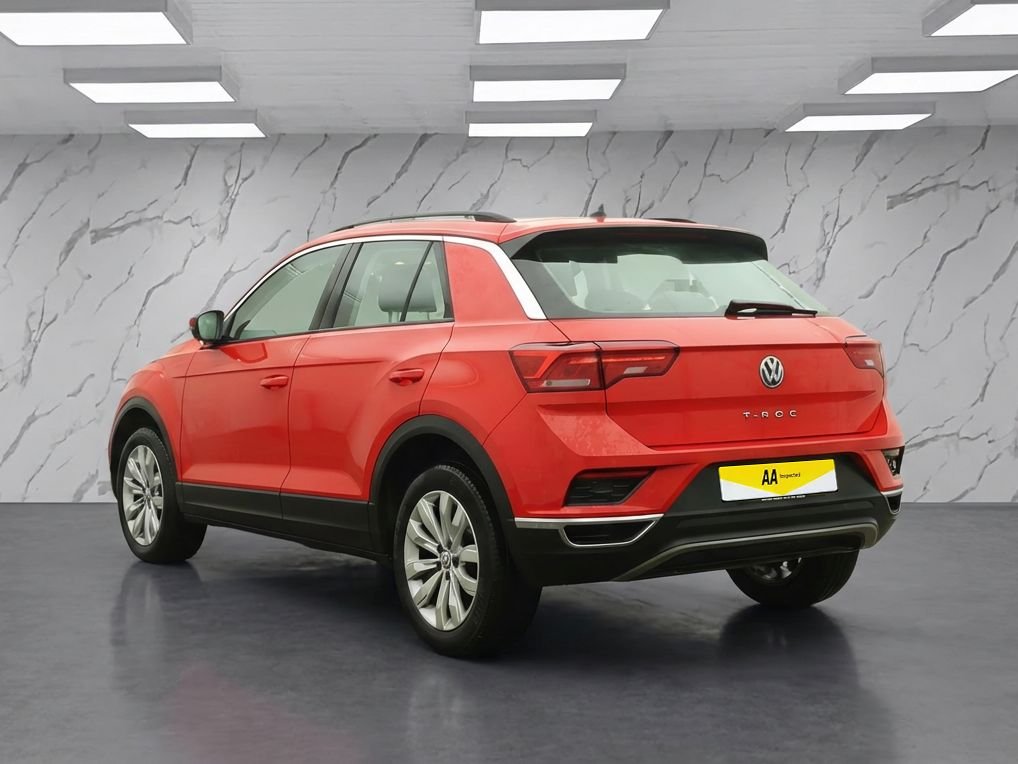 Used Volkswagen T-Roc 2020 for sale - 77250629: Photo 4